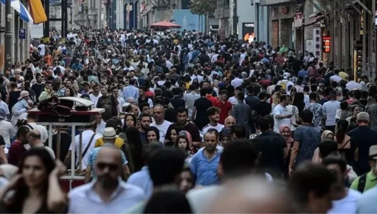 Türkiye nüfusu 85 milyon 372 bin 377 kişiye yükseldi